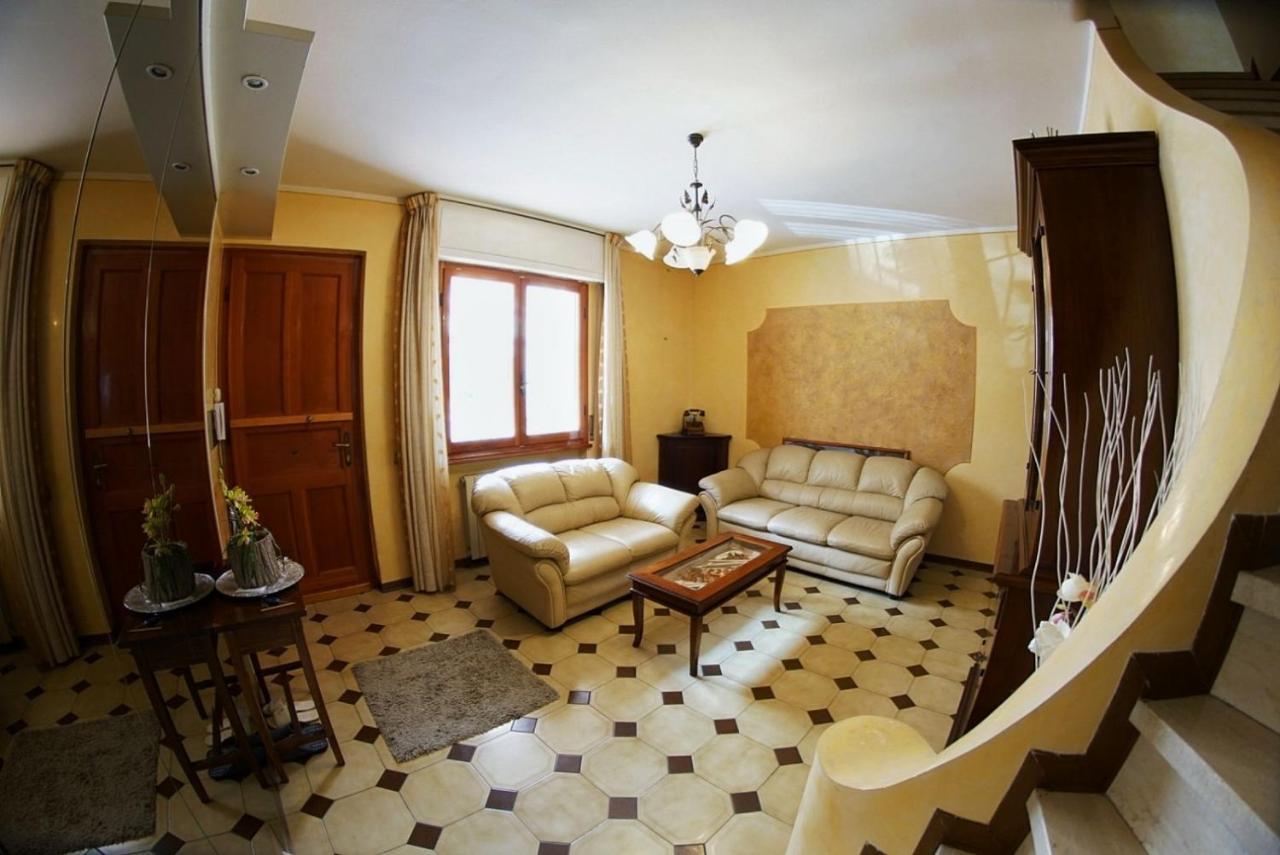 Casa Ceragioli Villa Viareggio Buitenkant foto